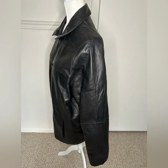 Wilsons Leather Pelle Studion Black Leather Jacket with Collared Neckline size M - Picture 6 of 12